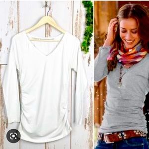 Sundance Catalog Lillian Vneck long sleeve white XL